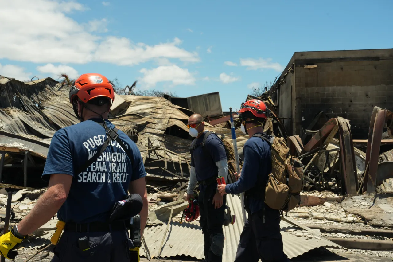 Image: FEMA Urban Search and Rescue Continue Federal Response Efforts
