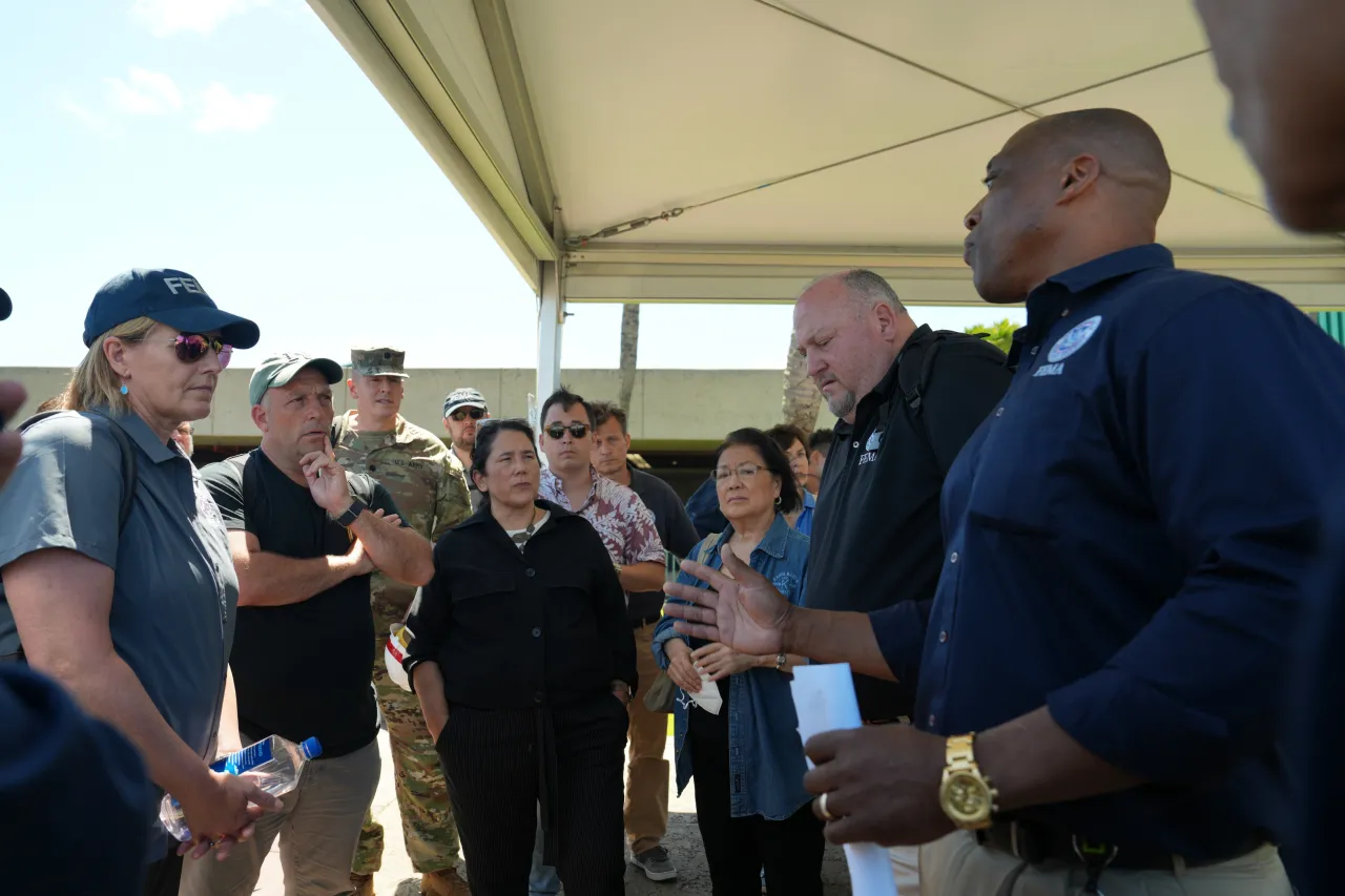 Image: FEMA, Federal and State Partners Discuss Hawaii Wildfire Response Operations