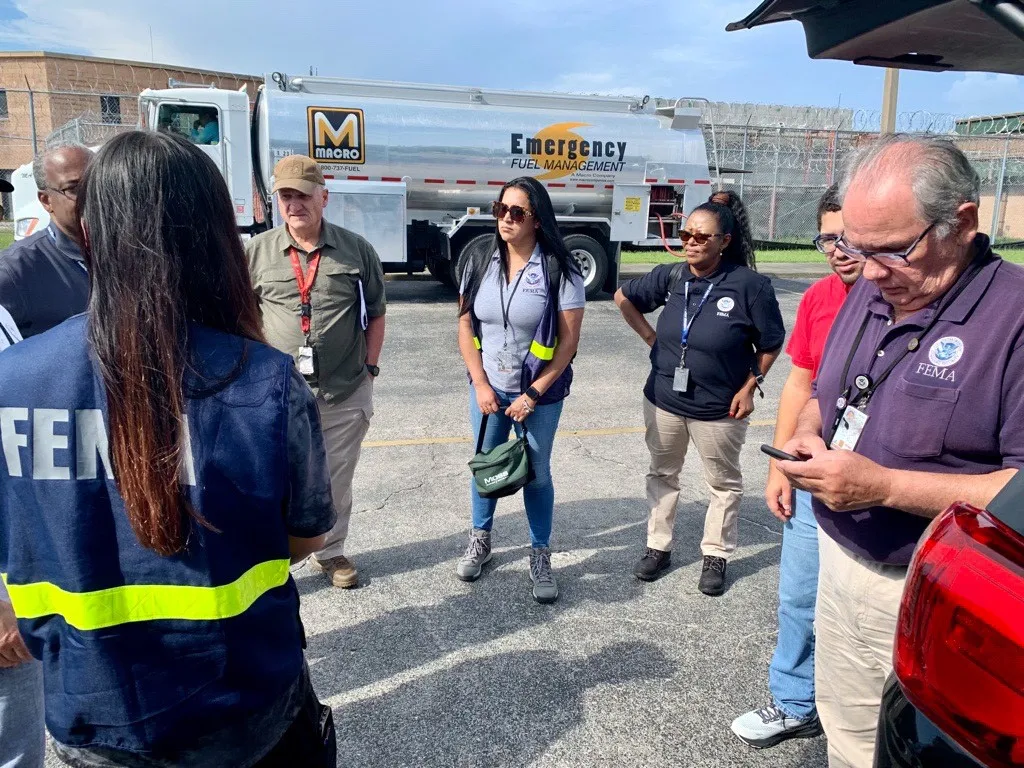 FEMA Disaster Survivor Assistance Teams Aid Hurricane Idalia Survivors ...