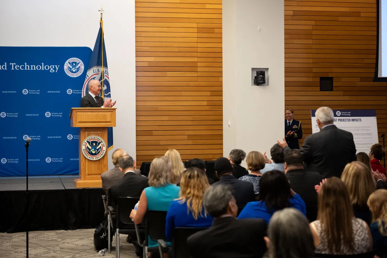 Image: DHS Secretary Alejandro Mayorkas Gives Remarks at Science and Technology Office Opening  (011)