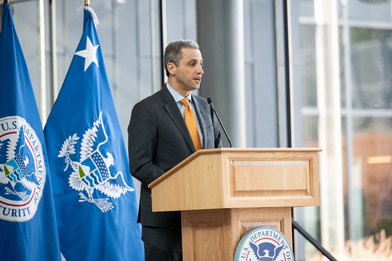 Image: DHS Secretary Alejandro Mayorkas Gives Remarks at the Office of Homeland Security Statistics Launch (038)