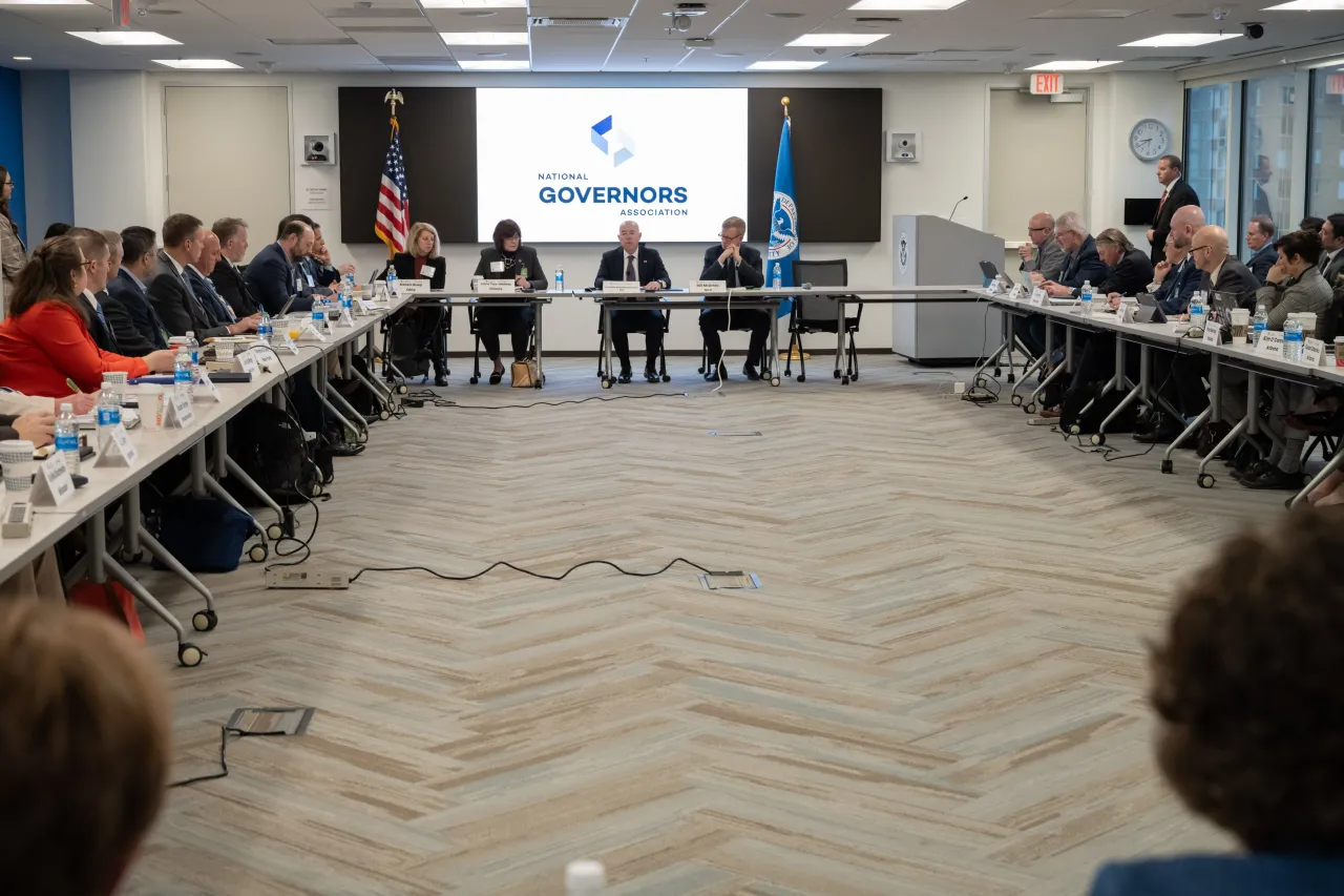 Image: DHS Secretary Alejandro Mayorkas Meets with National Governors Association - Winter Meeting with Homeland Security Advisors (004)