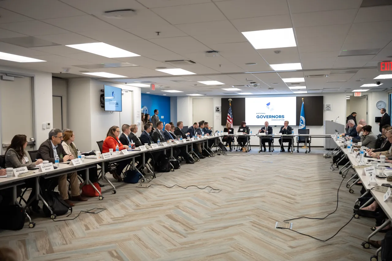 Image: DHS Secretary Alejandro Mayorkas Meets with National Governors Association - Winter Meeting with Homeland Security Advisors (006)