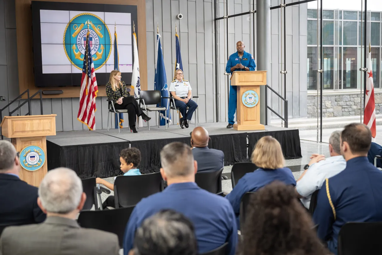 Image: DHS Senior Official Performing the Duties of the Deputy Secretary Kristie Canegallo Delivers Remarks at the Swearing in of Dr. Andre Douglas (010)