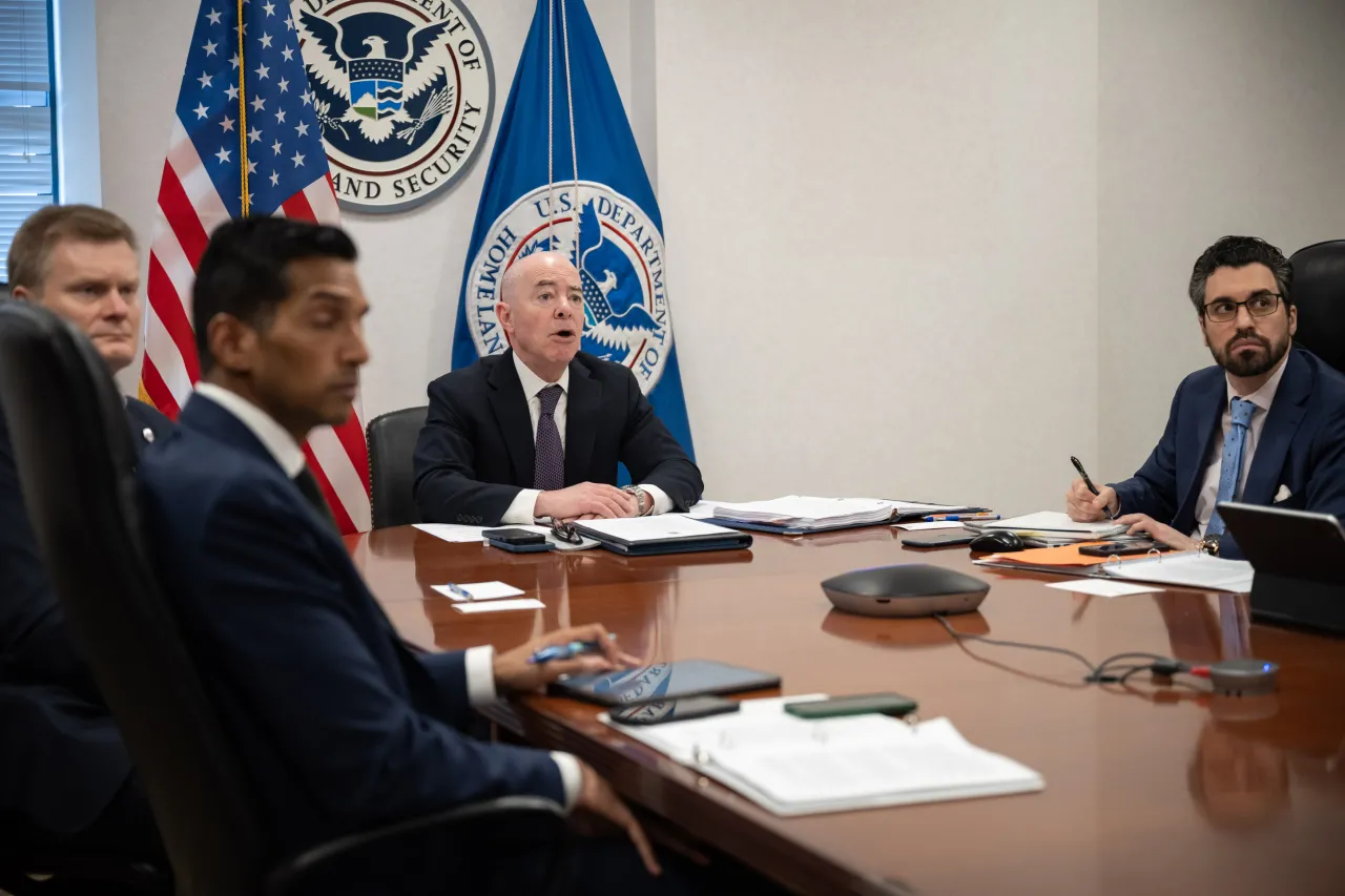 Image: DHS Secretary Alejandro Mayorkas Attends AISSB Meeting (009)