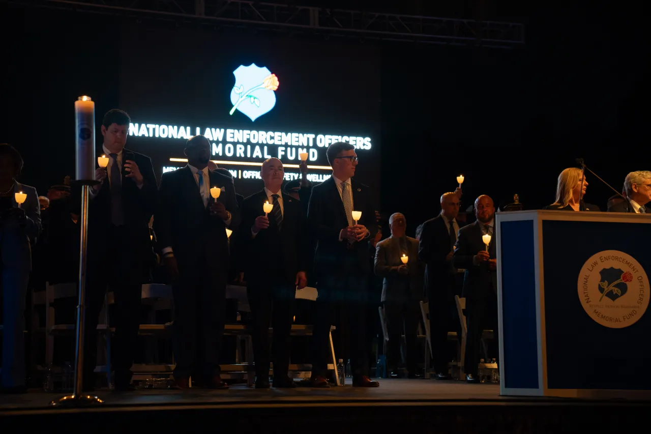 Image: DHS Secretary Alejandro Mayorkas Participates in the Annual Candlelight Vigil on the National Mall (019)