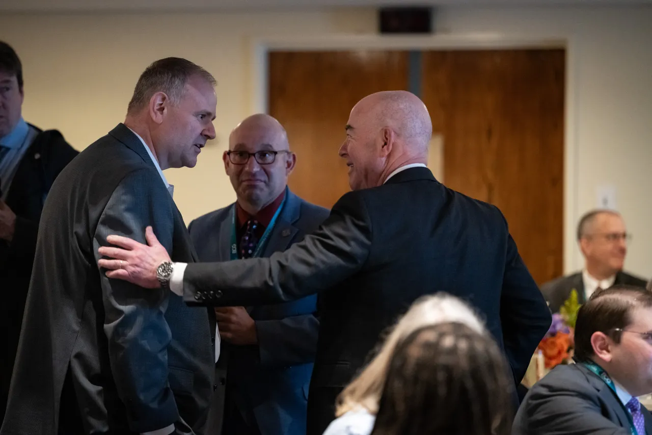 Image: DHS Secretary Alejandro Mayorkas Delivers Remarks on the Recognition of DHS Advancement on Partnership for Public Service List of “Best Places to Work” (023)