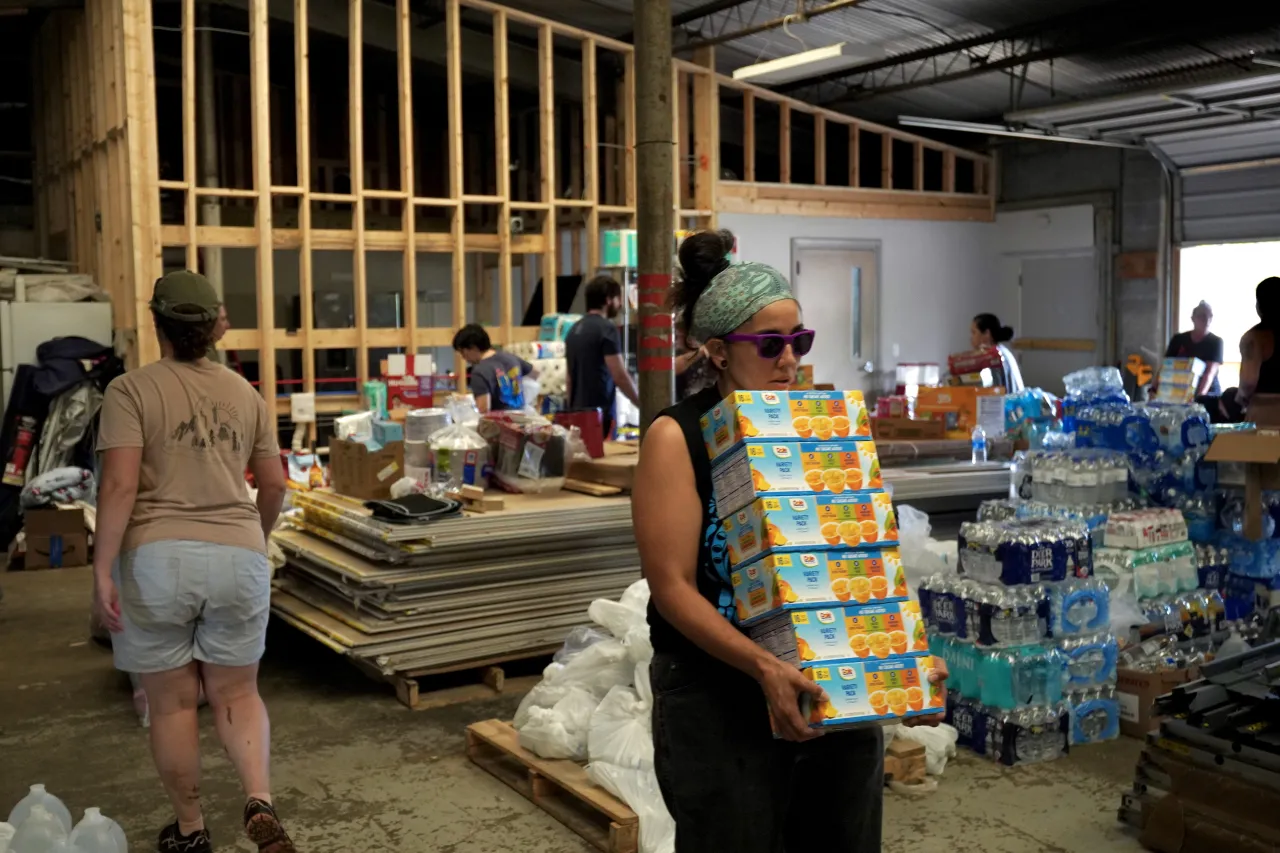 Image: Volunteers Distribute Supplies to Hurricane Helene Survivors