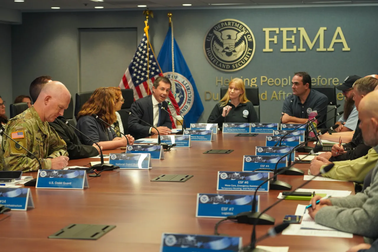 Image: DOT Secretary Buttegieg and DHS Acting Deputy Secretary Canegallo Join FEMA Senior Officials for Hurricane Milton Briefing (004)