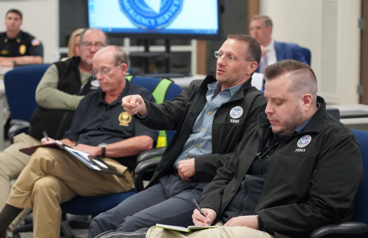 Image: FEMA and SBA's Associate Administrators Visit Spartanburg's Emergency Operation Center in SC. (005)