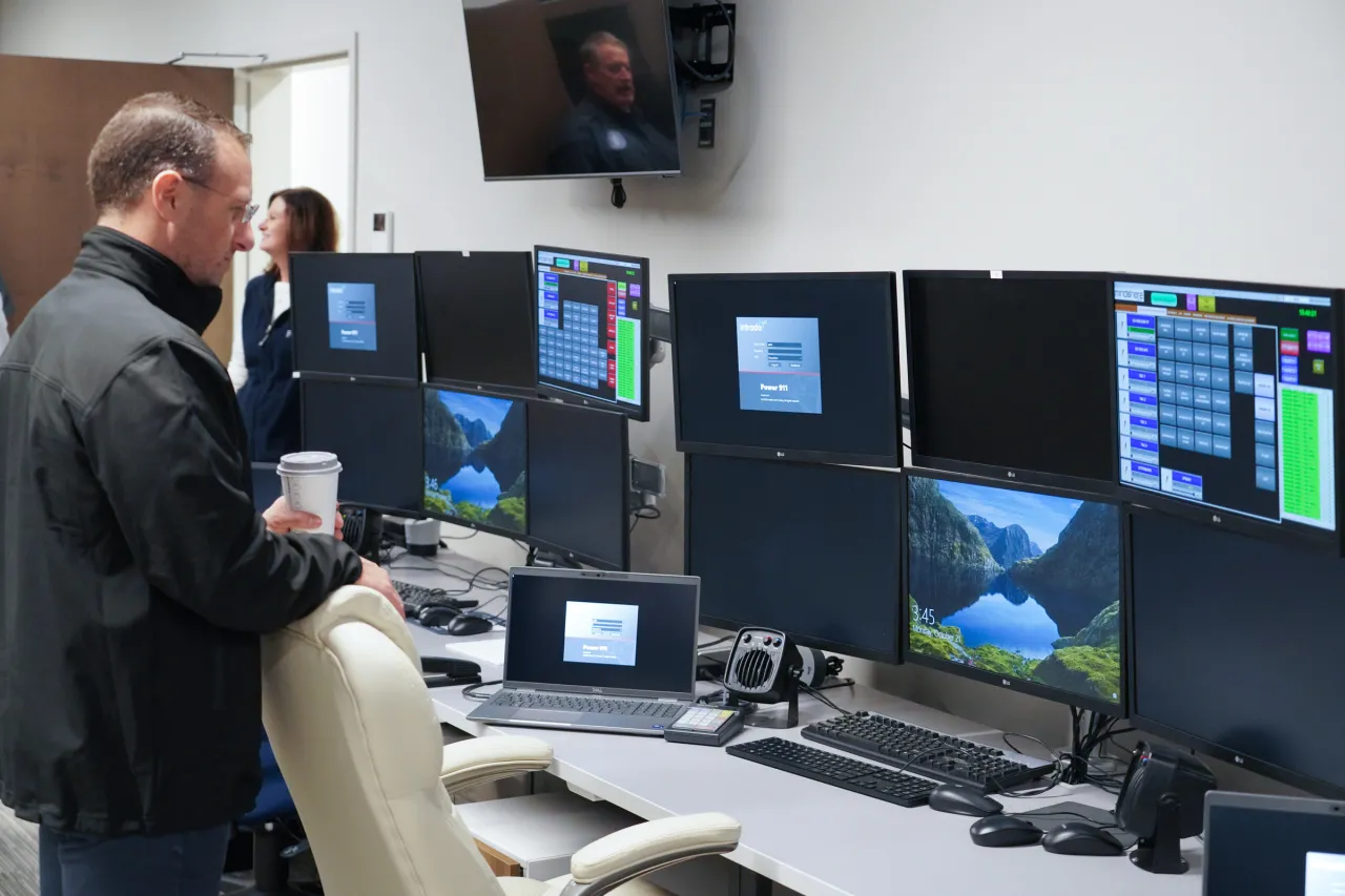 Image: FEMA and SBA's Associate Administrators Visit Spartanburg's Emergency Operation Center in SC. (011)