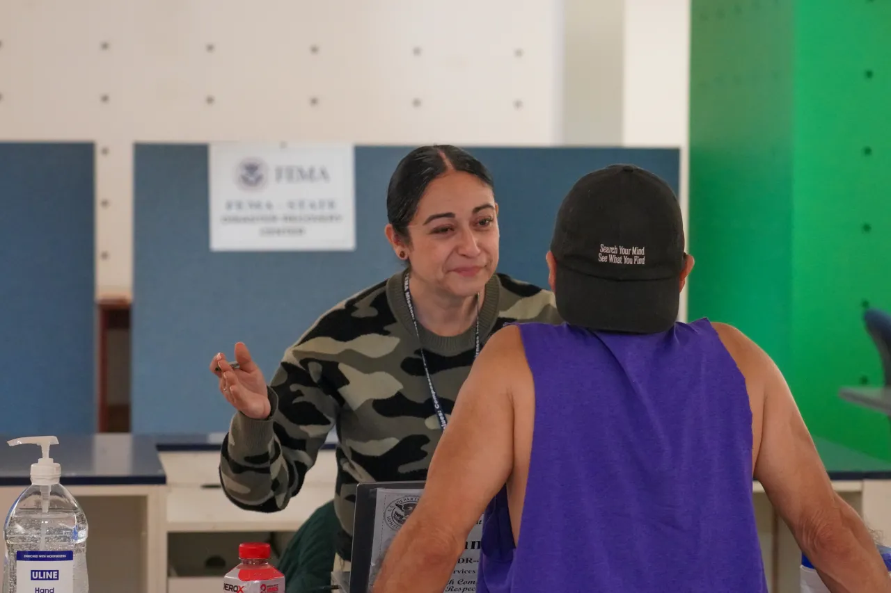 Image: FEMA Disaster Recovery Center Opens in Asheville Mall (011)