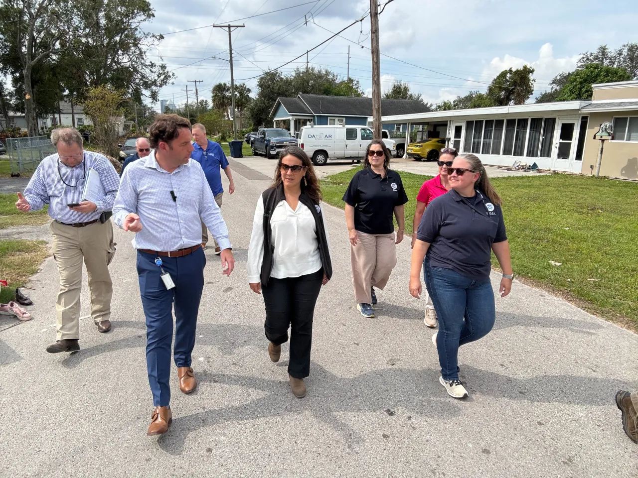 Image: FEMA Resilience Leadership Discuss Recovery Projects with Tampa Officials (004)