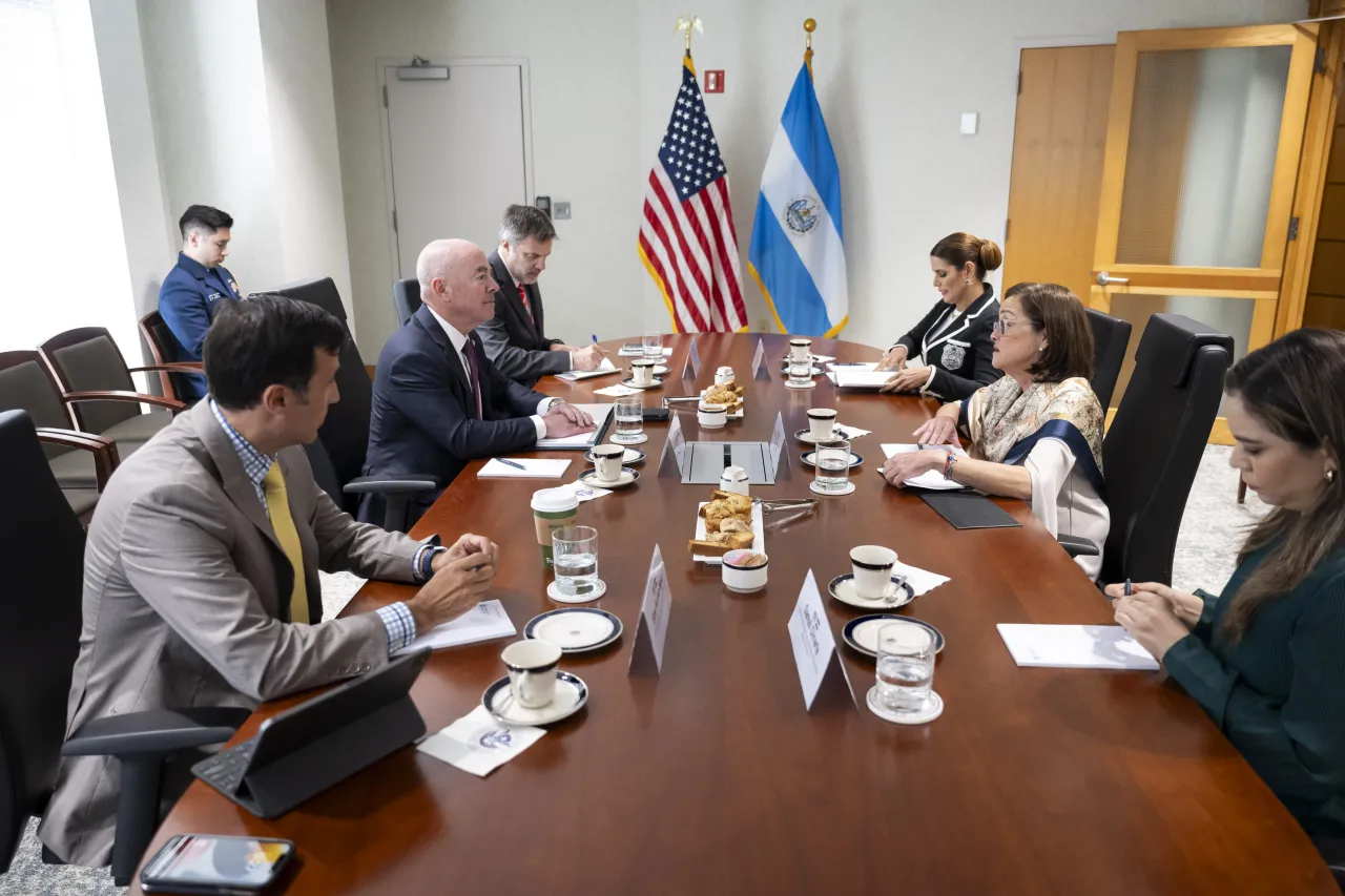 Image: DHS Secretary Alejandro Mayorkas Participates in a Bilateral Meeting with El Salvador Minister of Foreign Affairs (007)