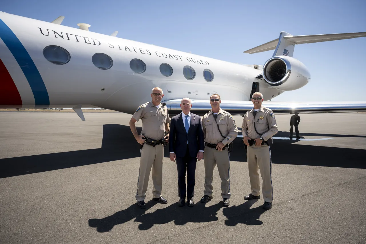 Image: DHS Secretary Alejandro Mayorkas Departs Sacramento, California (092)