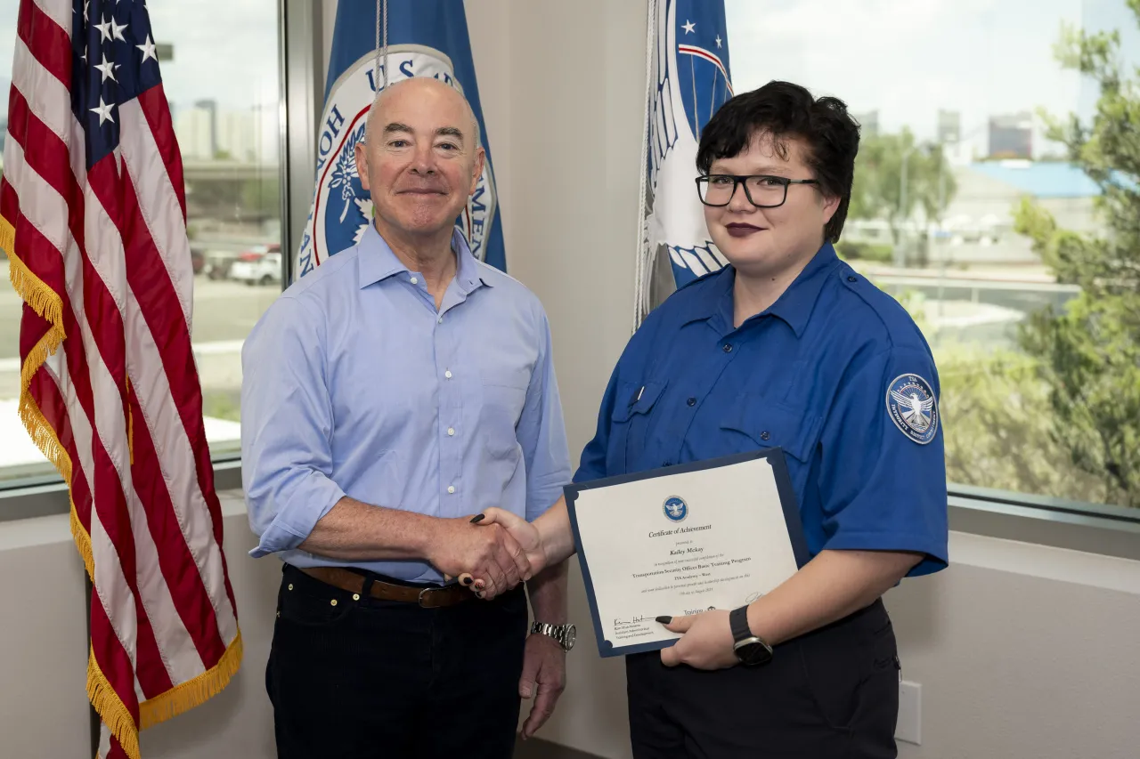 Image: DHS Secretary Alejandro Mayorkas Participates in a TSA West Training Facility Graduation (060)