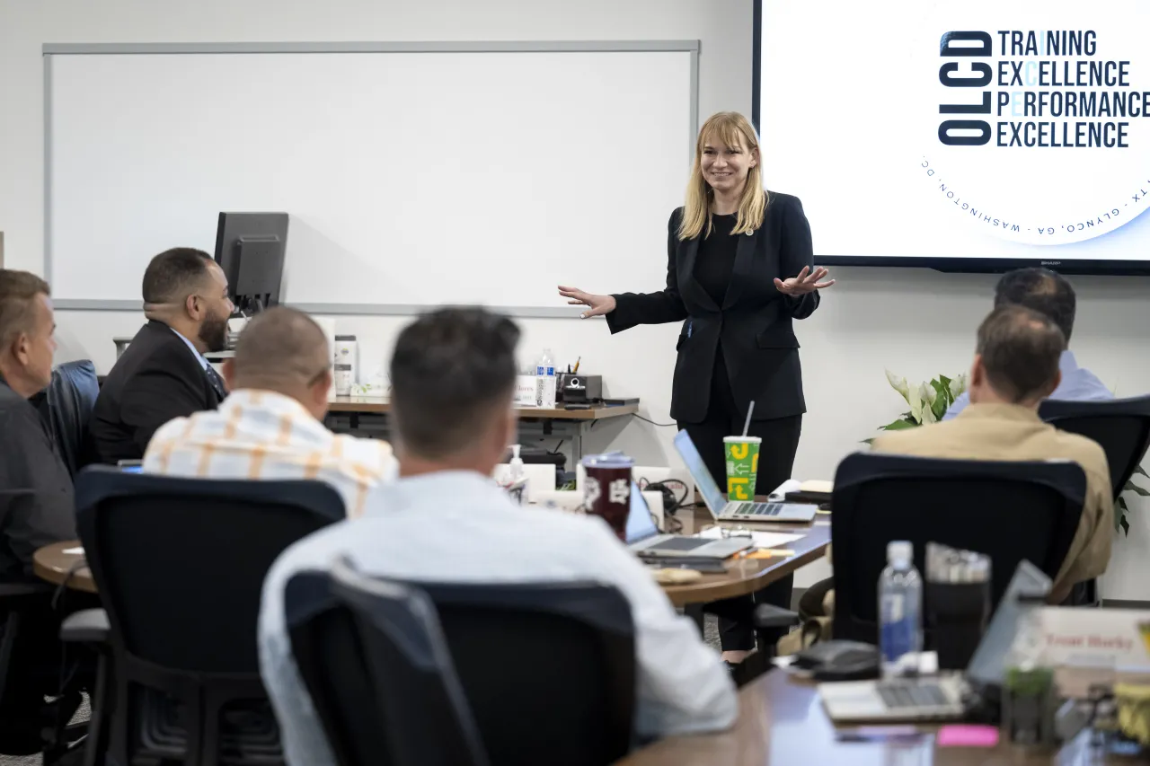 Image: DHS Acting Deputy Secretary Kristie Canegallo Speaks with Students at the HSI Leadership Development Center   (039)