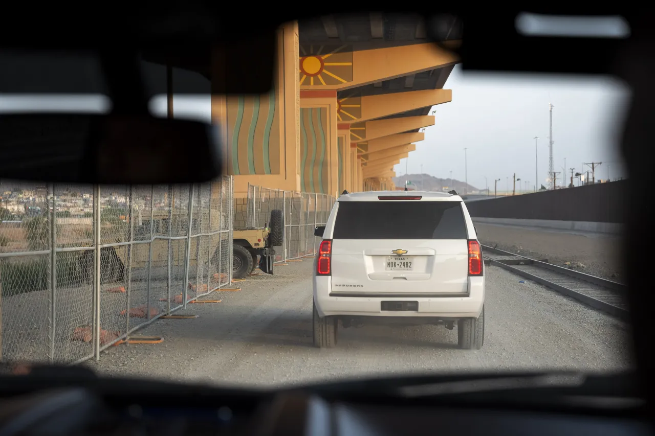 Image: DHS Acting Deputy Secretary Kristie Canegallo Visits the U.S./Mexico Border   (028)