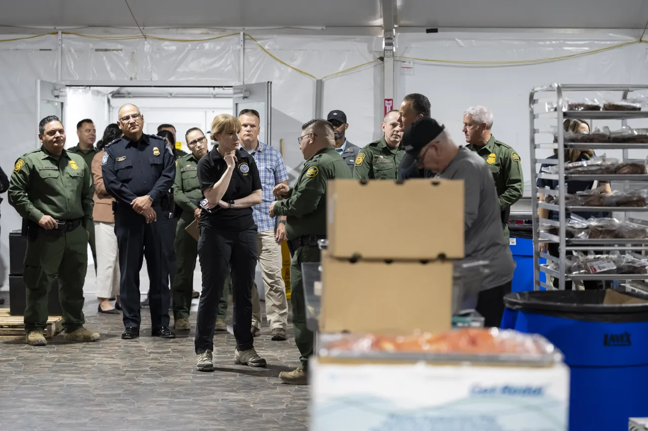 Image: DHS Acting Deputy Secretary Kristie Canegallo Visits the Border Patrol El Paso Hardened Facility   (042)