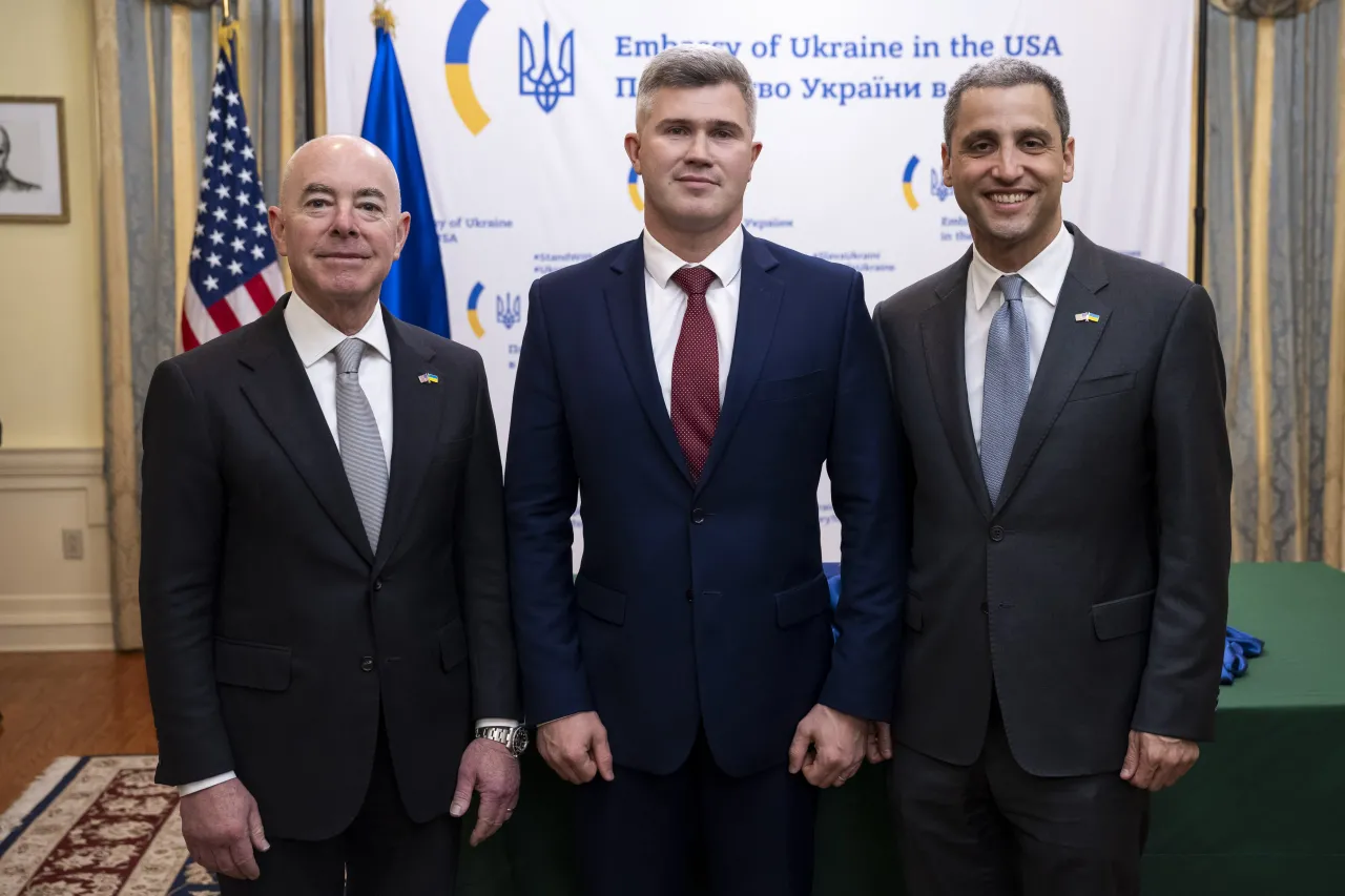 Image: DHS Secretary Alejandro Mayorkas Delivers Remarks at the Ukraine Cultural Artifacts Repatriation Ceremony (021)