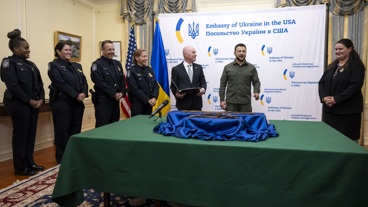 Image: DHS Secretary Alejandro Mayorkas Delivers Remarks at the Ukraine Cultural Artifacts Repatriation Ceremony (043)