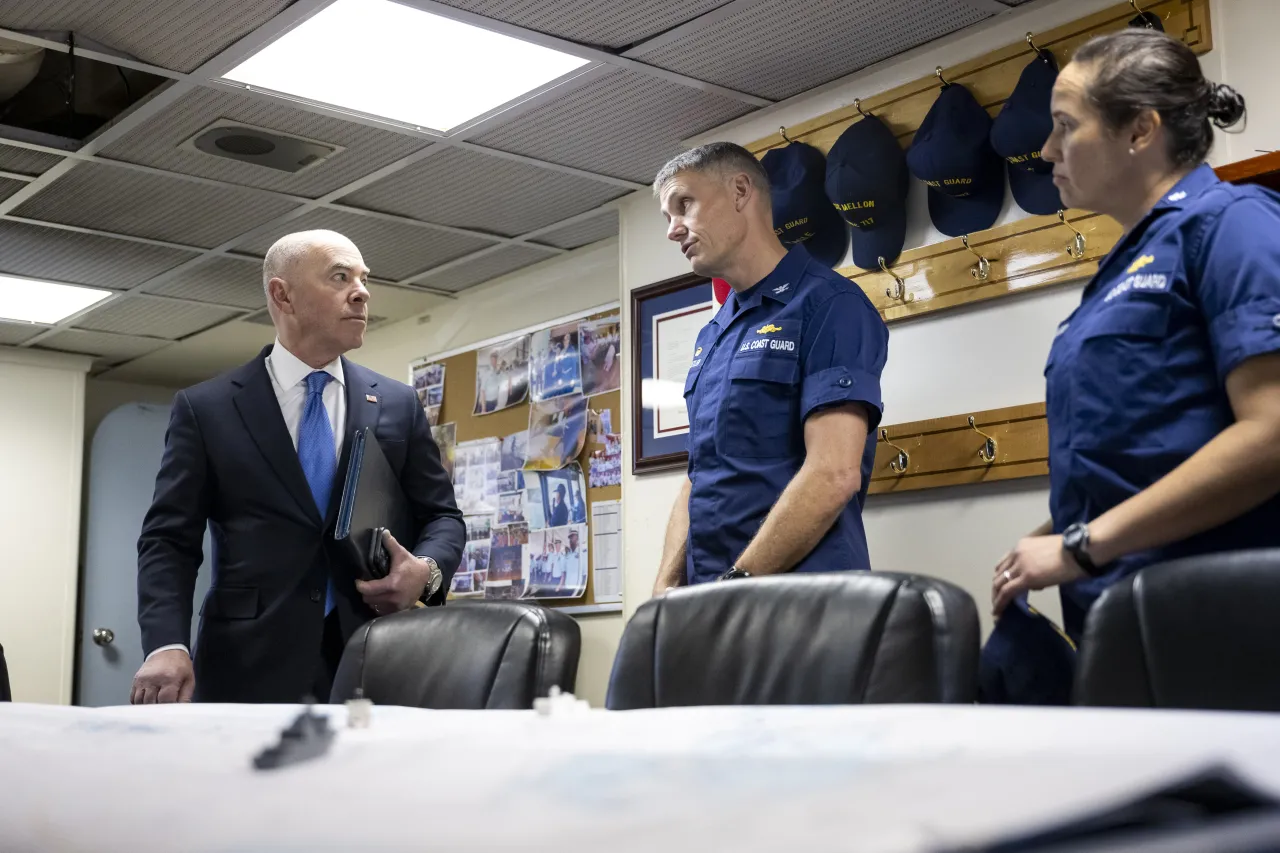 Image: DHS Secretary Alejandro Mayorkas Tours USCGC Stratton (014)