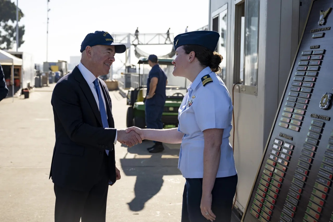 Image: DHS Secretary Alejandro Mayorkas Tours USCGC Stratton (064)