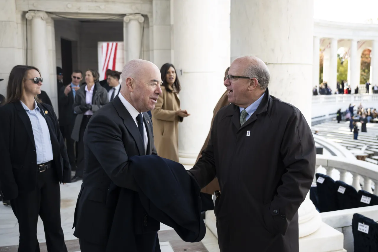 Image: DHS Secretary Alejandro Mayorkas Attends the Annual Veterans Day Ceremony at Arlington National Cemetery (002)