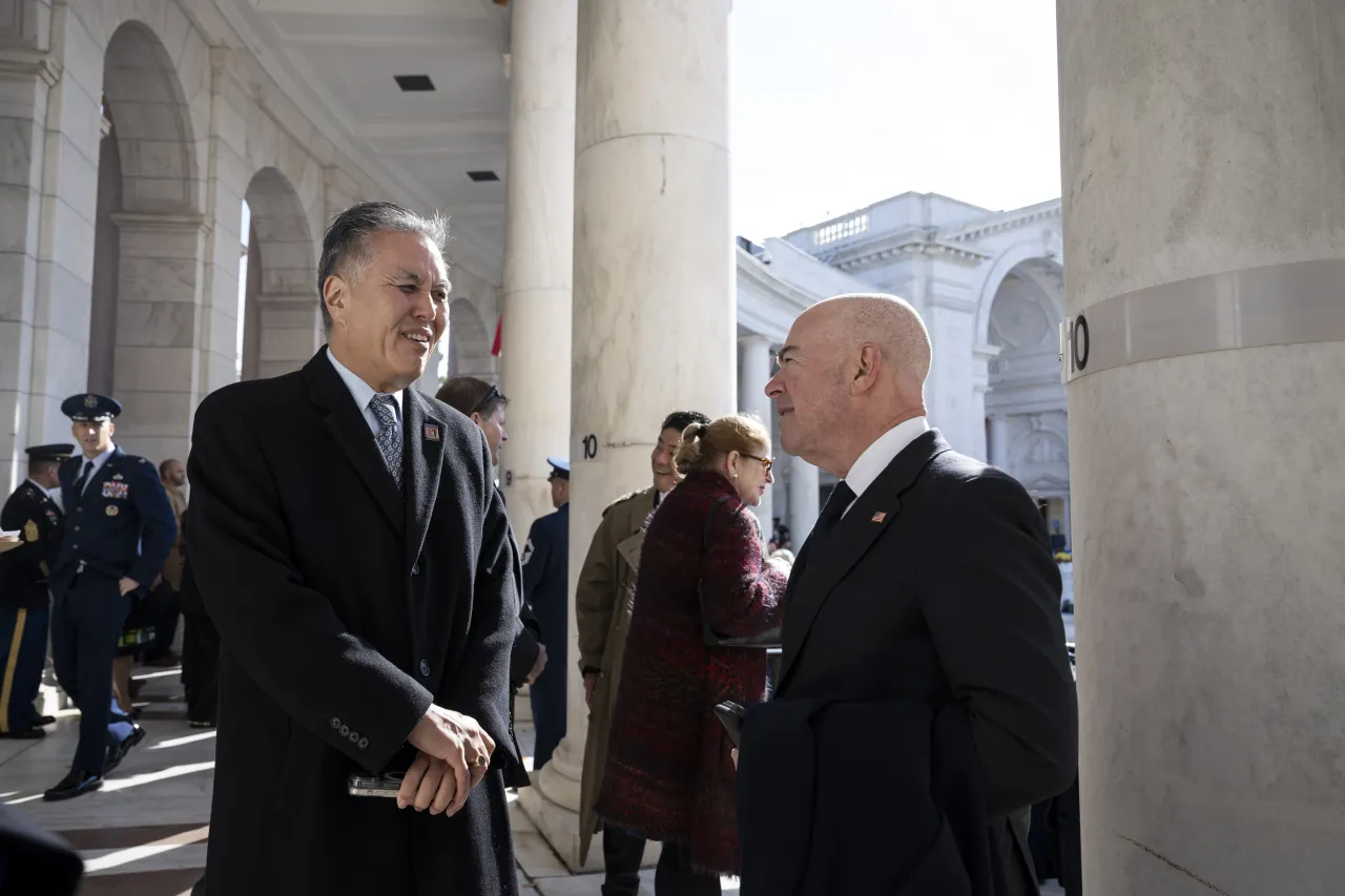 Image: DHS Secretary Alejandro Mayorkas Attends the Annual Veterans Day Ceremony at Arlington National Cemetery (003)