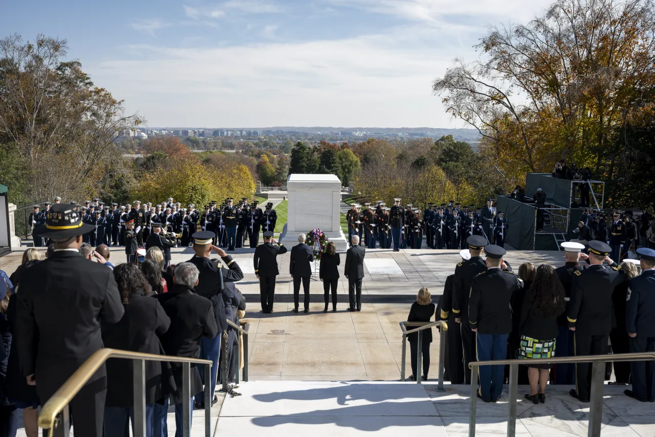 Image: DHS Secretary Alejandro Mayorkas Attends the Annual Veterans Day Ceremony at Arlington National Cemetery (010)