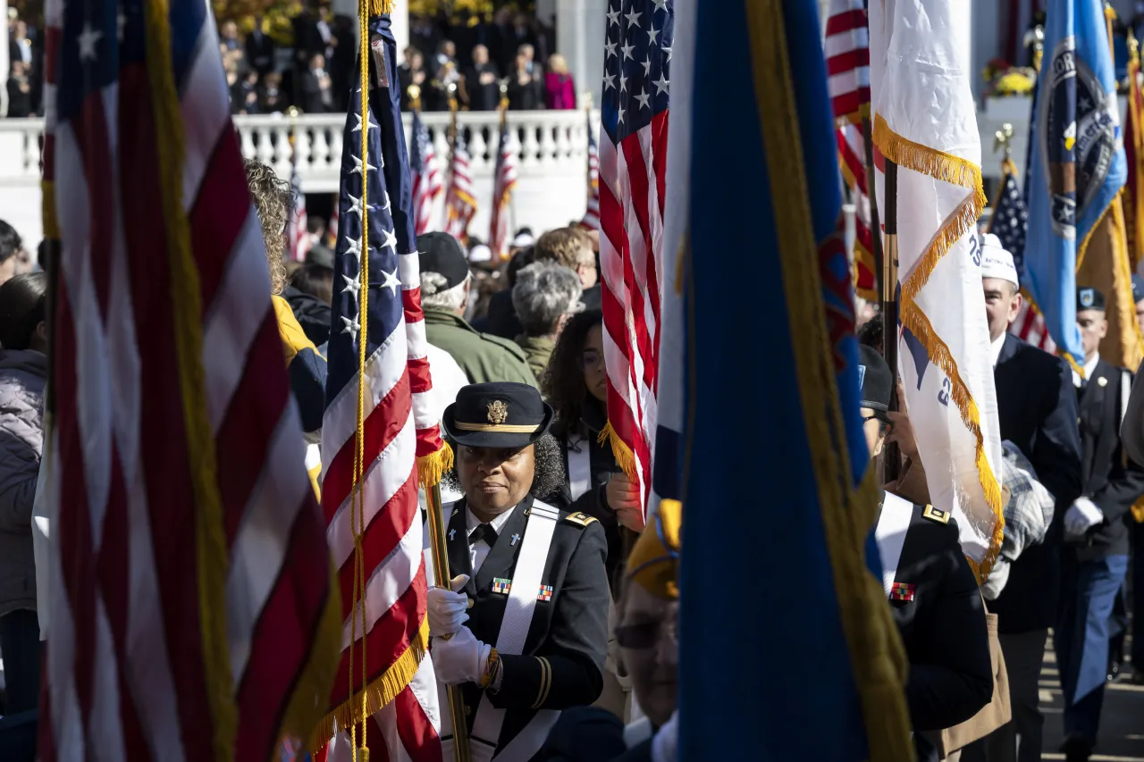 Image: DHS Secretary Alejandro Mayorkas Attends the Annual Veterans Day Ceremony at Arlington National Cemetery (031)