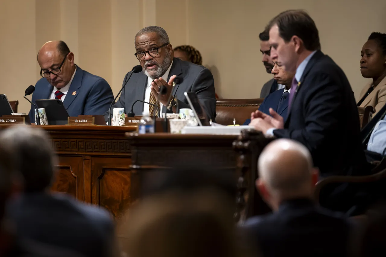 Image: DHS Secretary Alejandro Mayorkas Testifies before the House Homeland Security Committee (032)