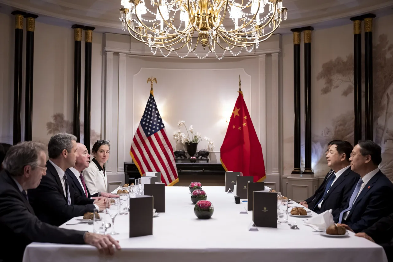 Image: DHS Secretary Alejandro Mayorkas Participates in a Bilateral Dinner with Minister Wang Xiaohong (096)