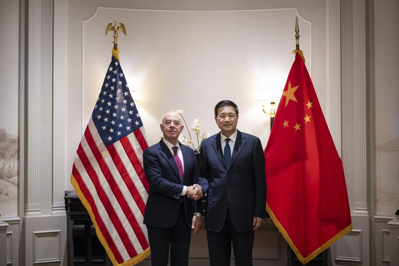 Image: DHS Secretary Alejandro Mayorkas Participates in a Bilateral Dinner with Minister Wang Xiaohong (100)