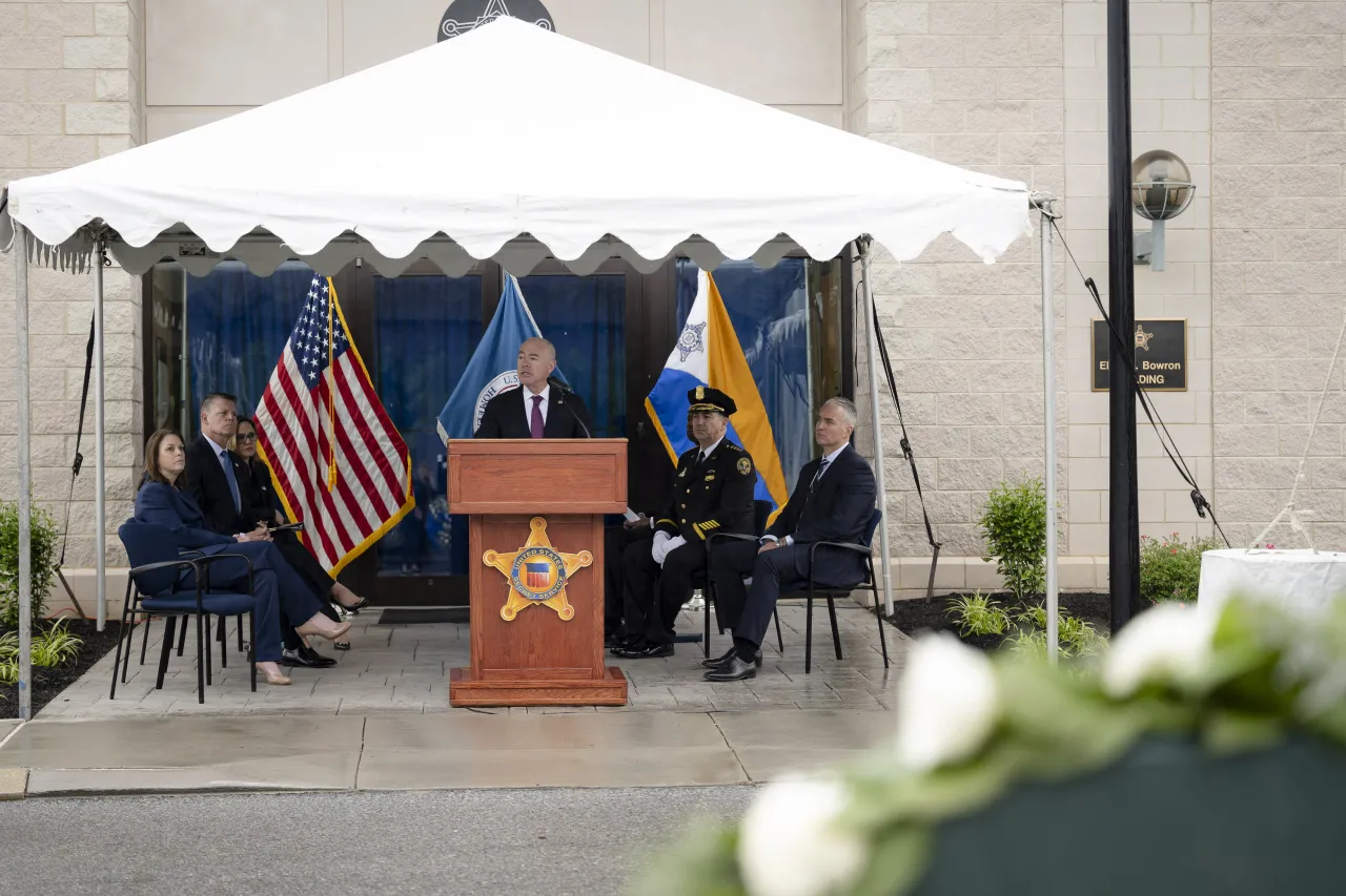 Image: DHS Secretary Alejandro Mayorkas Attends the USSS Wall of Honor Ceremony  (024)