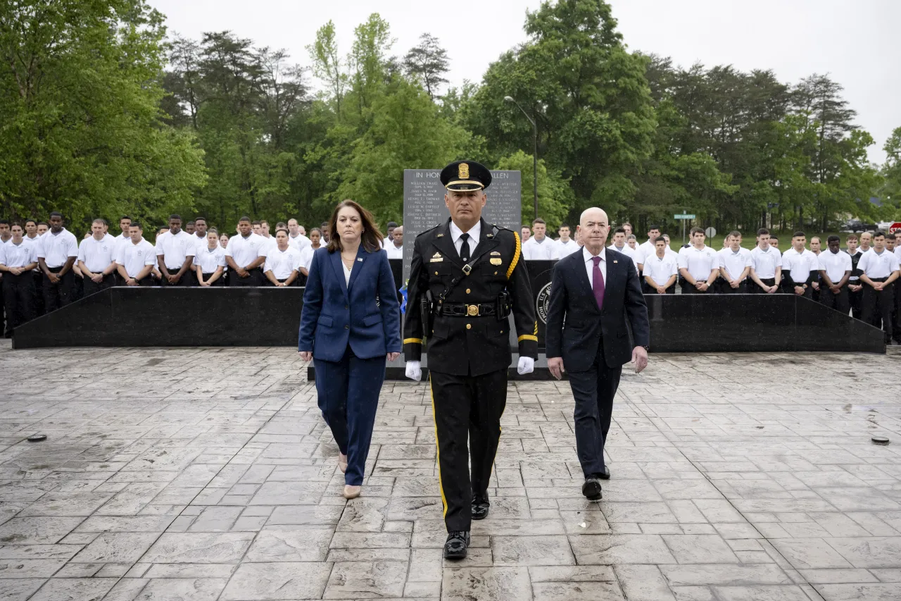Image: DHS Secretary Alejandro Mayorkas Attends the USSS Wall of Honor Ceremony  (039)