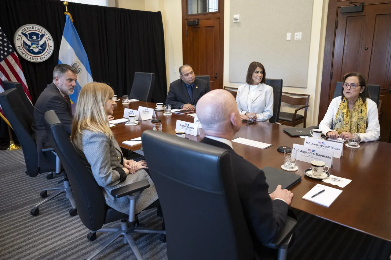 Image: DHS Secretary Alejandro Mayorkas Participates in a Bilateral Meeting with Salvadoran Foreign Minister Alexandra Hill Tinoco (007)