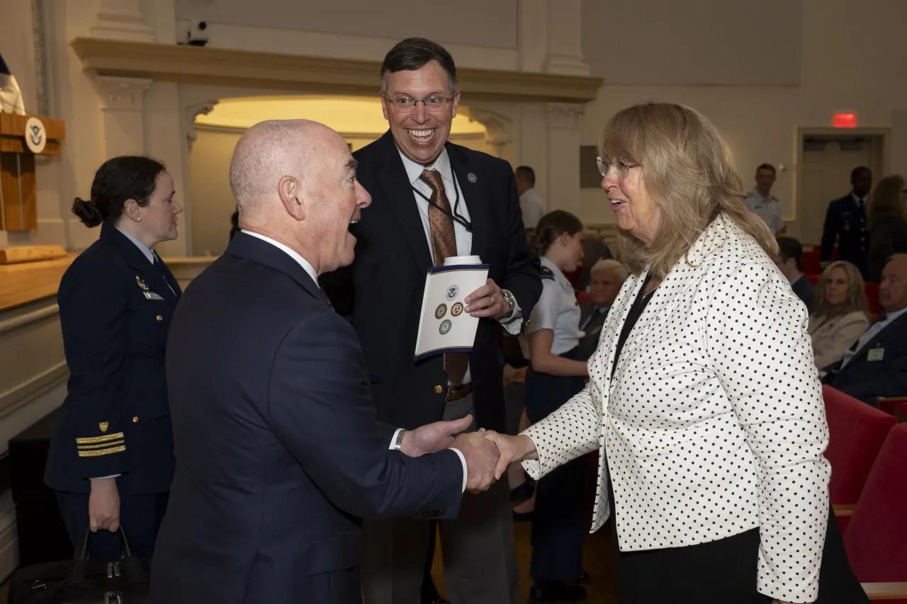 Image: DHS Secretary Alejandro Mayorkas Attends the USCG Vice Commandant’s Change of Watch  (001)