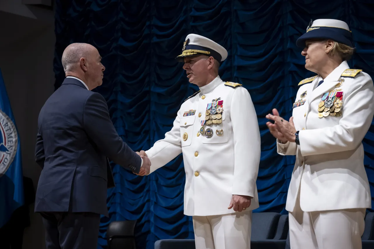 Image: DHS Secretary Alejandro Mayorkas Attends the USCG Vice Commandant’s Change of Watch  (016)