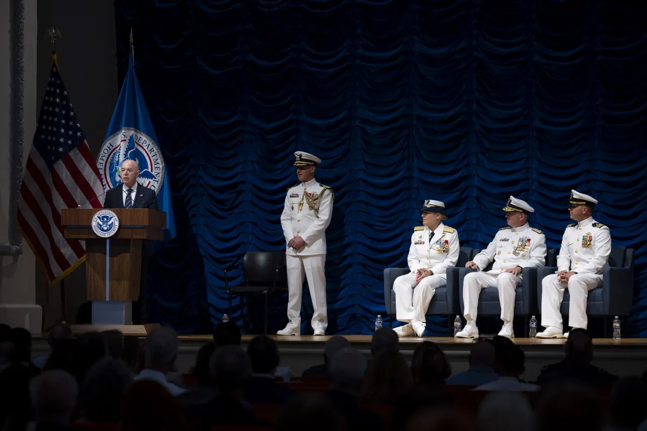 Image: DHS Secretary Alejandro Mayorkas Attends the USCG Vice Commandant’s Change of Watch  (018)