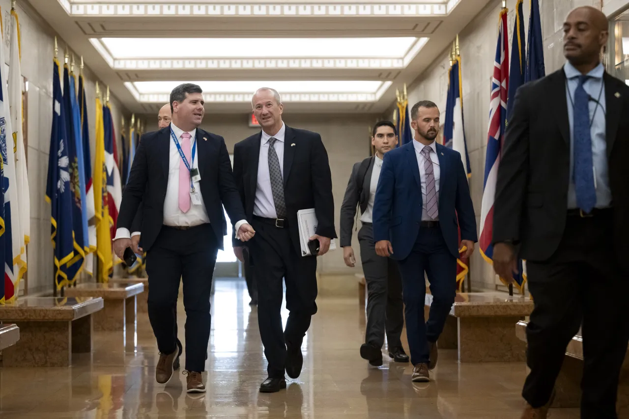 Image: DHS Secretary Alejandro Mayorkas Attends the U.S.-Canada Cross Border Crime Forum  (003)