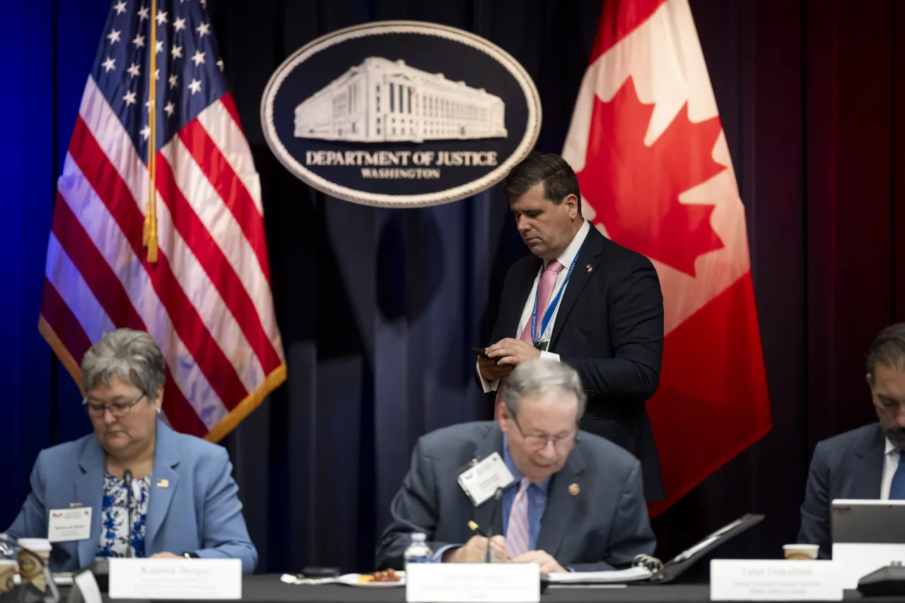 Image: DHS Secretary Alejandro Mayorkas Attends the U.S.-Canada Cross Border Crime Forum  (010)