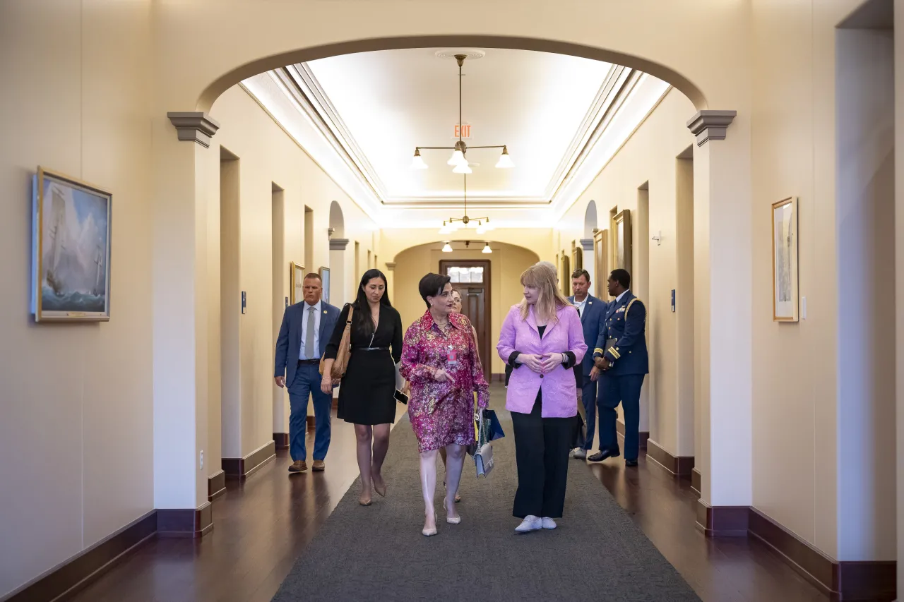 Image: Department of Homeland Security (DHS), Senior Official Performing the Duties of the Deputy Secretary, Kristie Canegallo, attends a Bilateral Meeting with Ecuadorian Minister of Foreign Affairs and Human Mobility  (002)