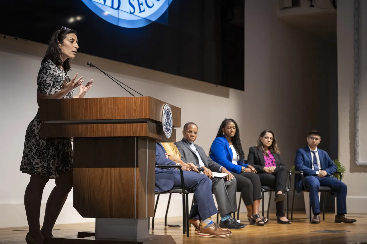 Image: Department of Homeland Security (DHS), Day Engagement Event with World Strides and Atlanta University Center Consortium(AUCC) (008)