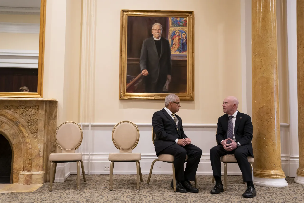 Image: DHS Secretary Alejandro Mayorkas Participates in a Speaker Series at St. John’s Church  (003)