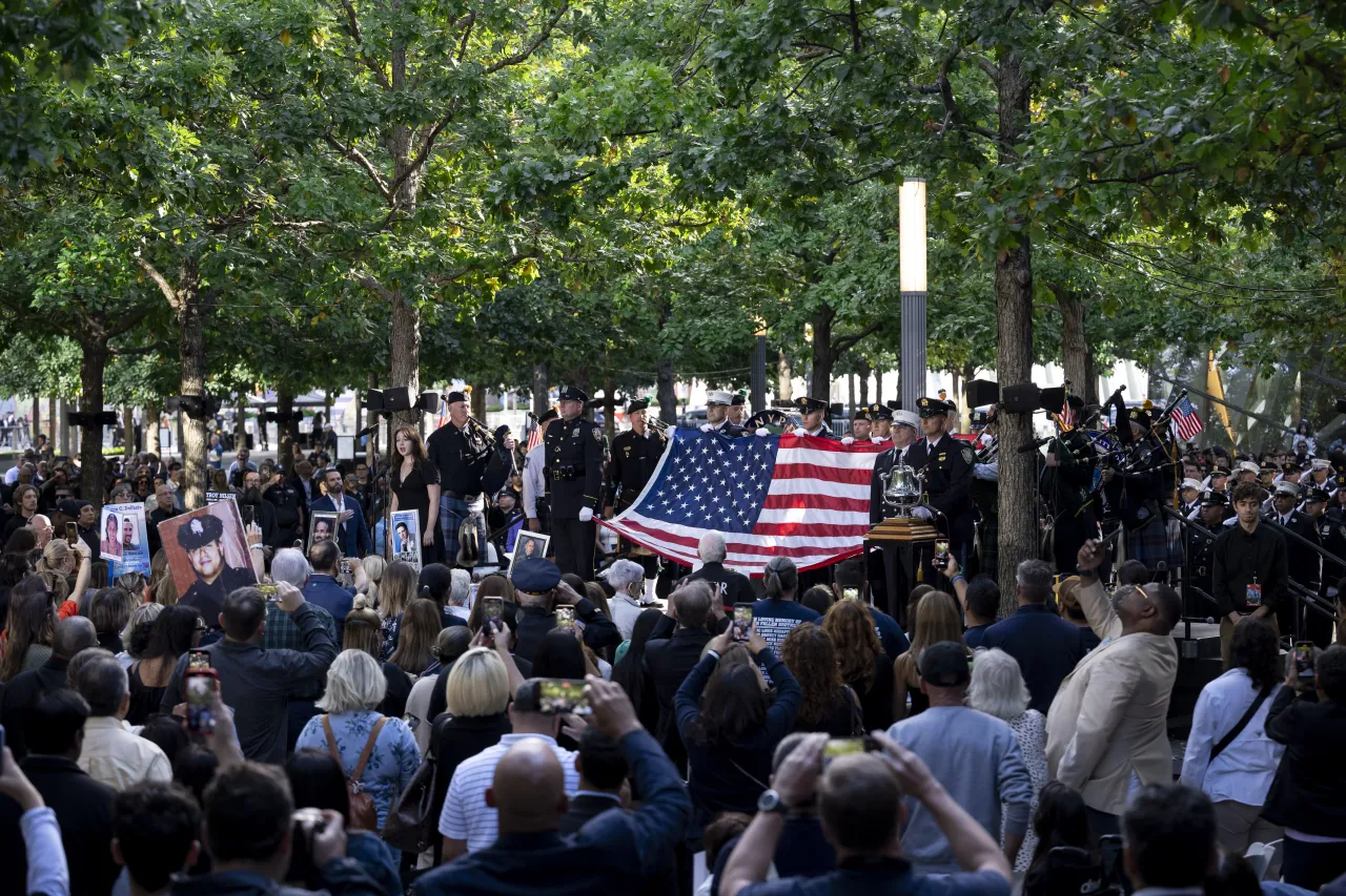 Image: DHS Secretary Alejandro Mayorkas Attends the NYC 9/11 Remembrance Ceremony (010)