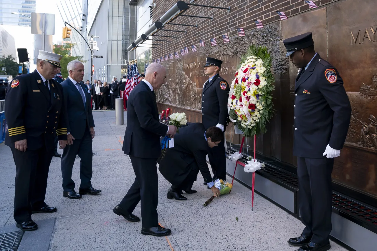 Image: DHS Secretary Alejandro Mayorkas Attends the NYC 9/11 Remembrance Ceremony (018)