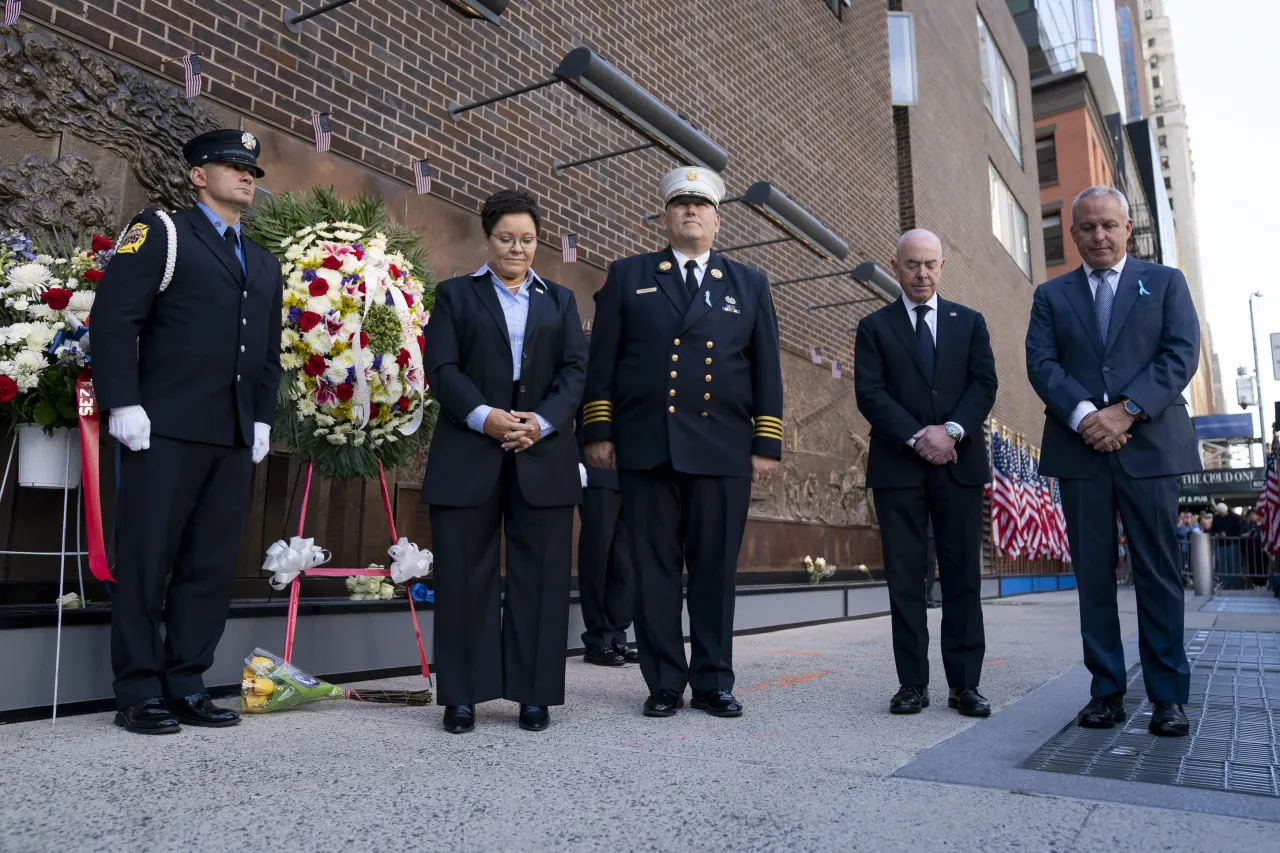 Image: DHS Secretary Alejandro Mayorkas Attends the NYC 9/11 Remembrance Ceremony (020)