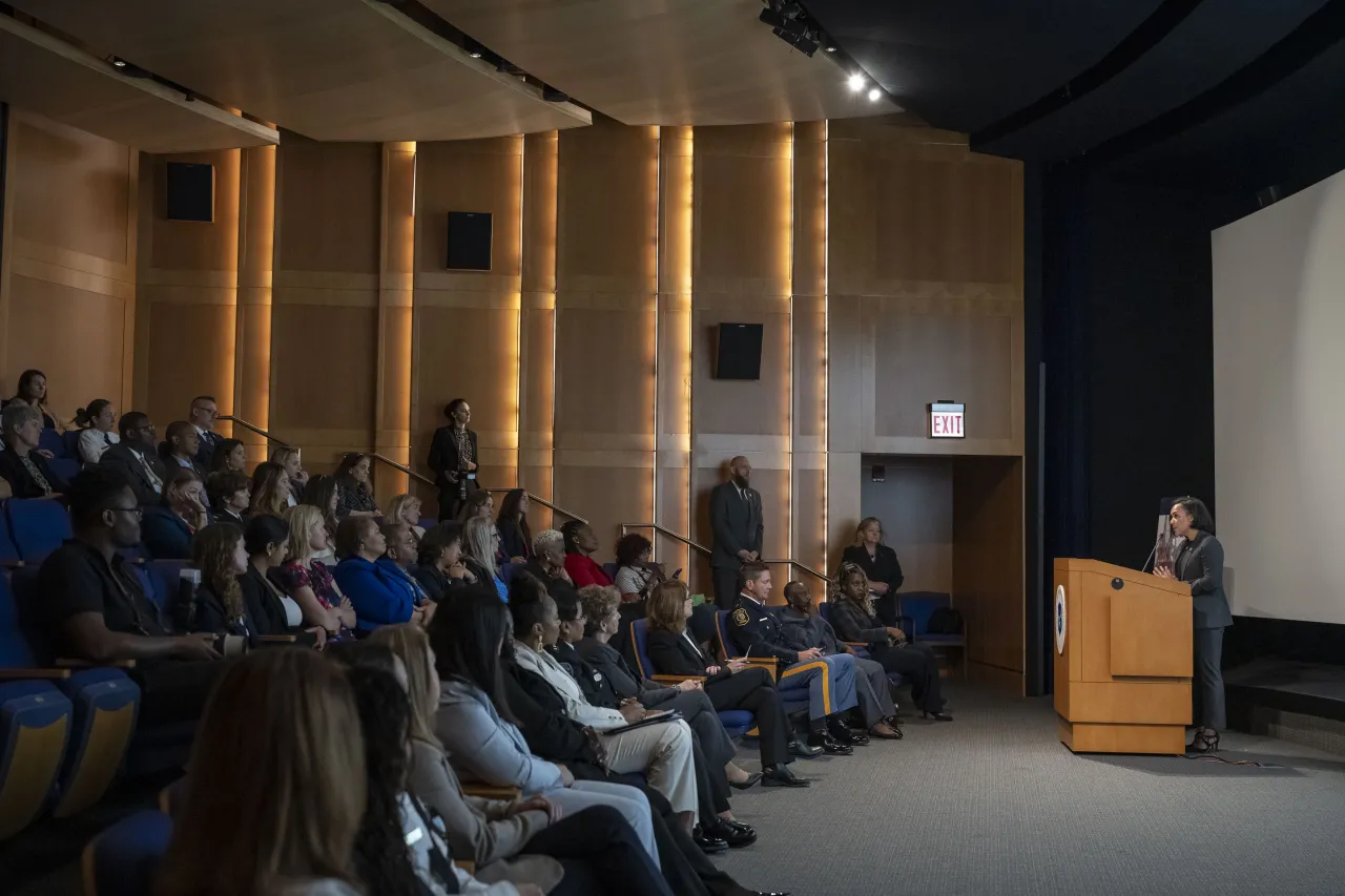 Image: DHS Deputy Chief of Staff, Kay Lord Fallon, Gives Remarks at a National Police Woman Day Event (007)