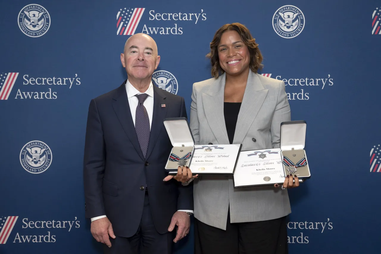 Image: DHS Secretary Alejandro Mayorkas Presents the 2024 Secretary’s Awards (023)